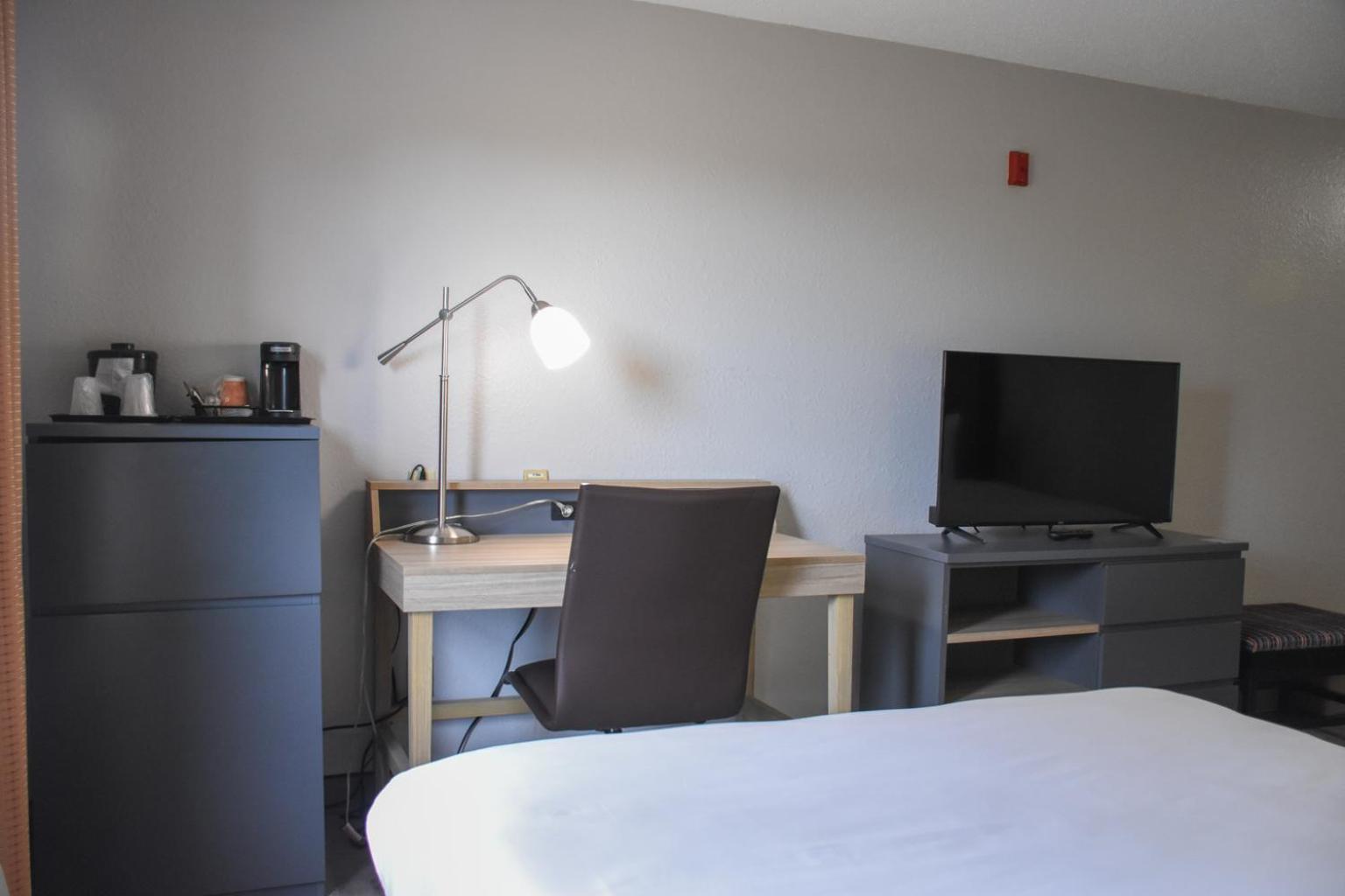 Country Inn & Suites By Radisson Bloomington-Normal West, Il ภายนอก รูปภาพ
