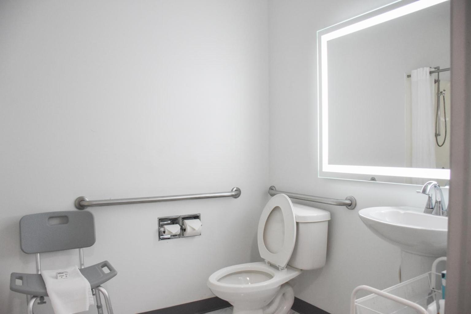 Country Inn & Suites By Radisson Bloomington-Normal West, Il ภายนอก รูปภาพ