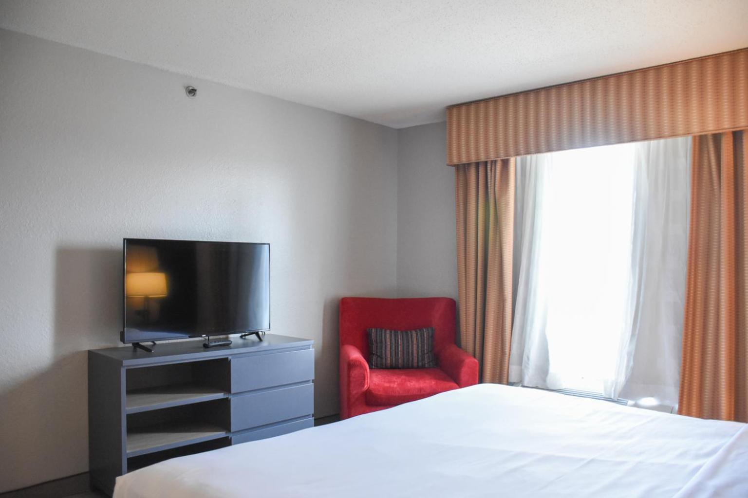 Country Inn & Suites By Radisson Bloomington-Normal West, Il ภายนอก รูปภาพ