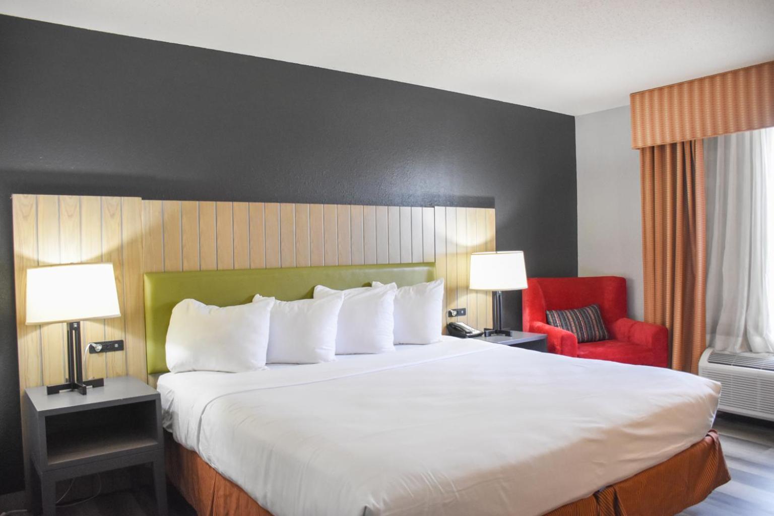 Country Inn & Suites By Radisson Bloomington-Normal West, Il ภายนอก รูปภาพ
